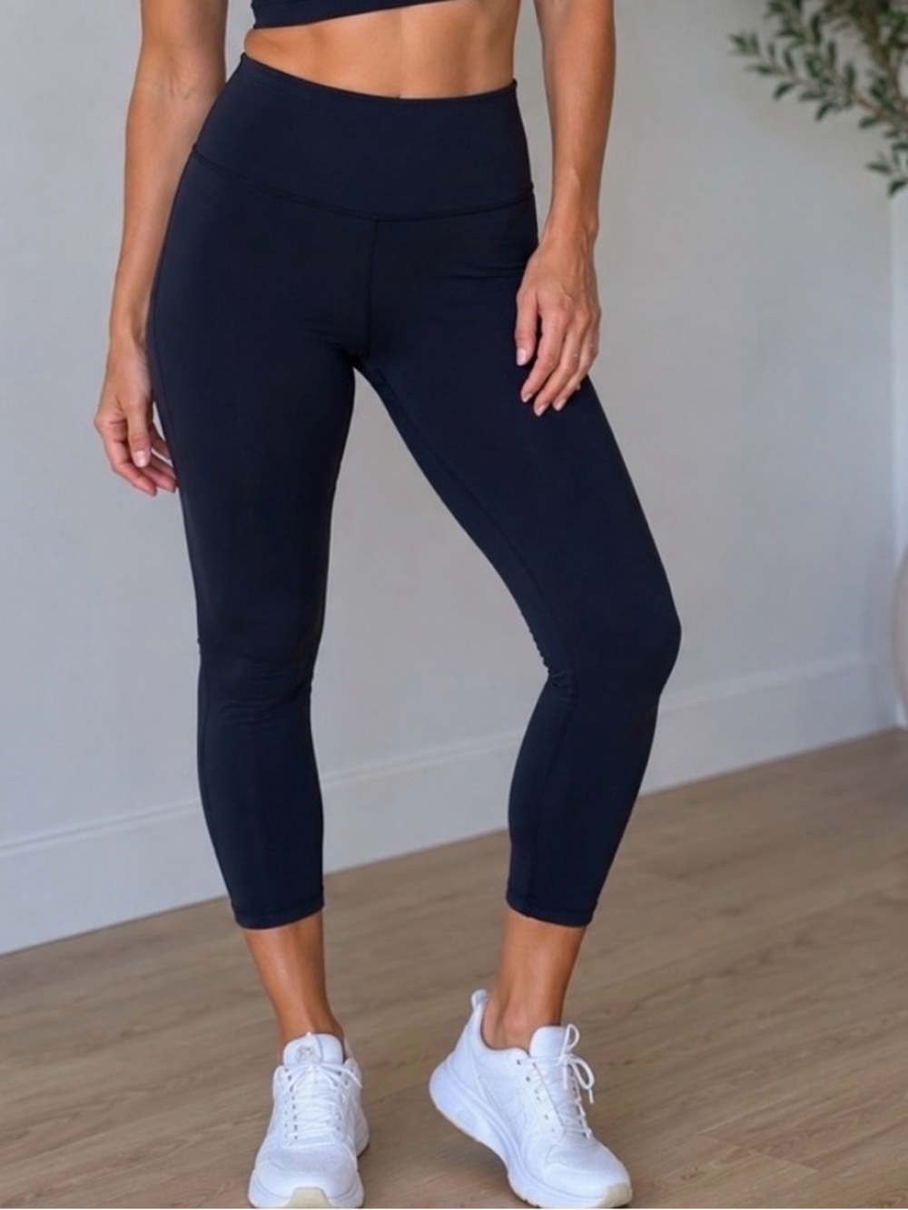 Lululemon Athletica Align™ High-Rise
Crop 21" in Navy